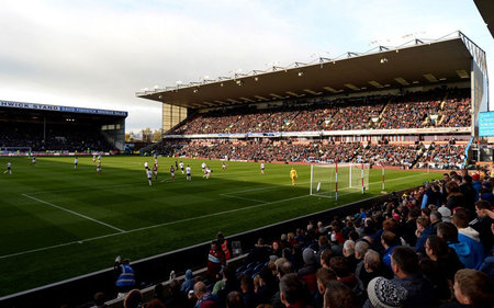 一定数额的 一定数额的